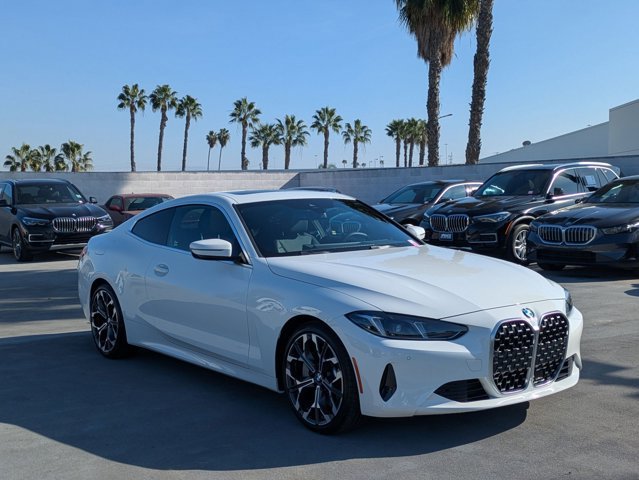 Certified 2025 BMW 430i Coupe w/ Convenience Package RWD image 3