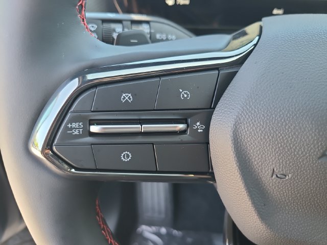 New 2027 Chevrolet Equinox RS w/ Safety and Technology Package FWD image 31