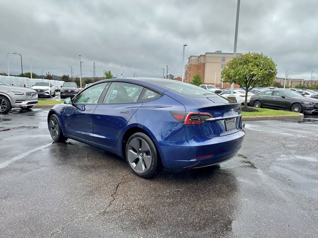 Used 2023 Tesla Model 3 Standard Range RWD image 8