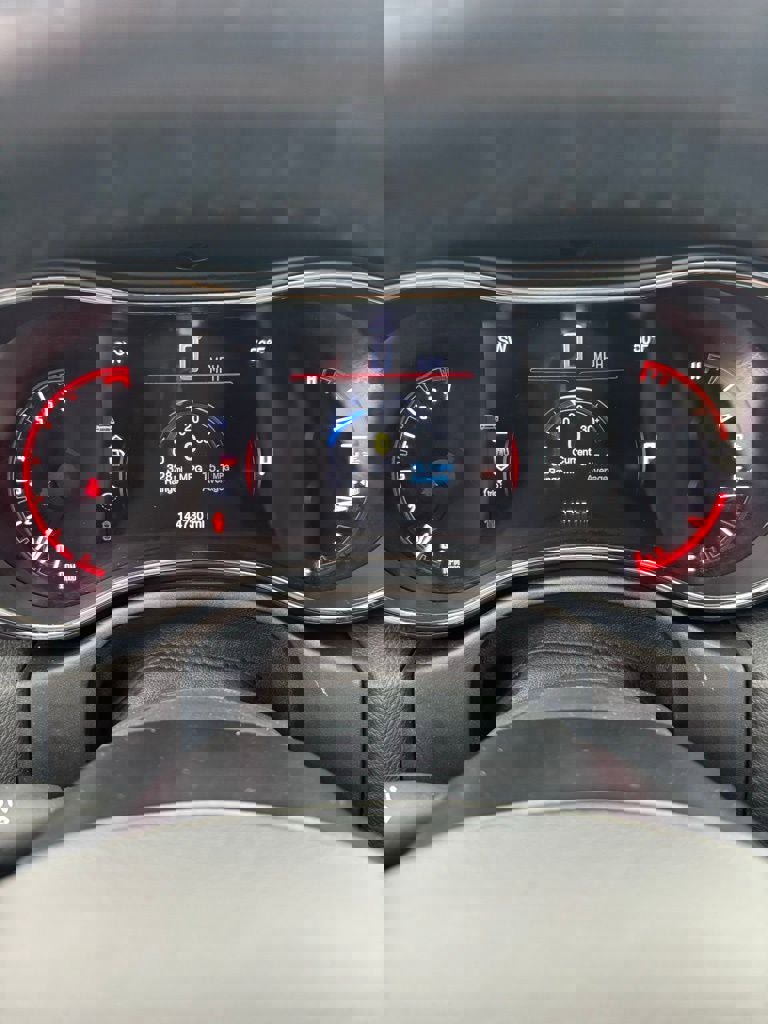 Used 2016 Dodge Durango Limited w/ Nav & Power Liftgate Group image 16