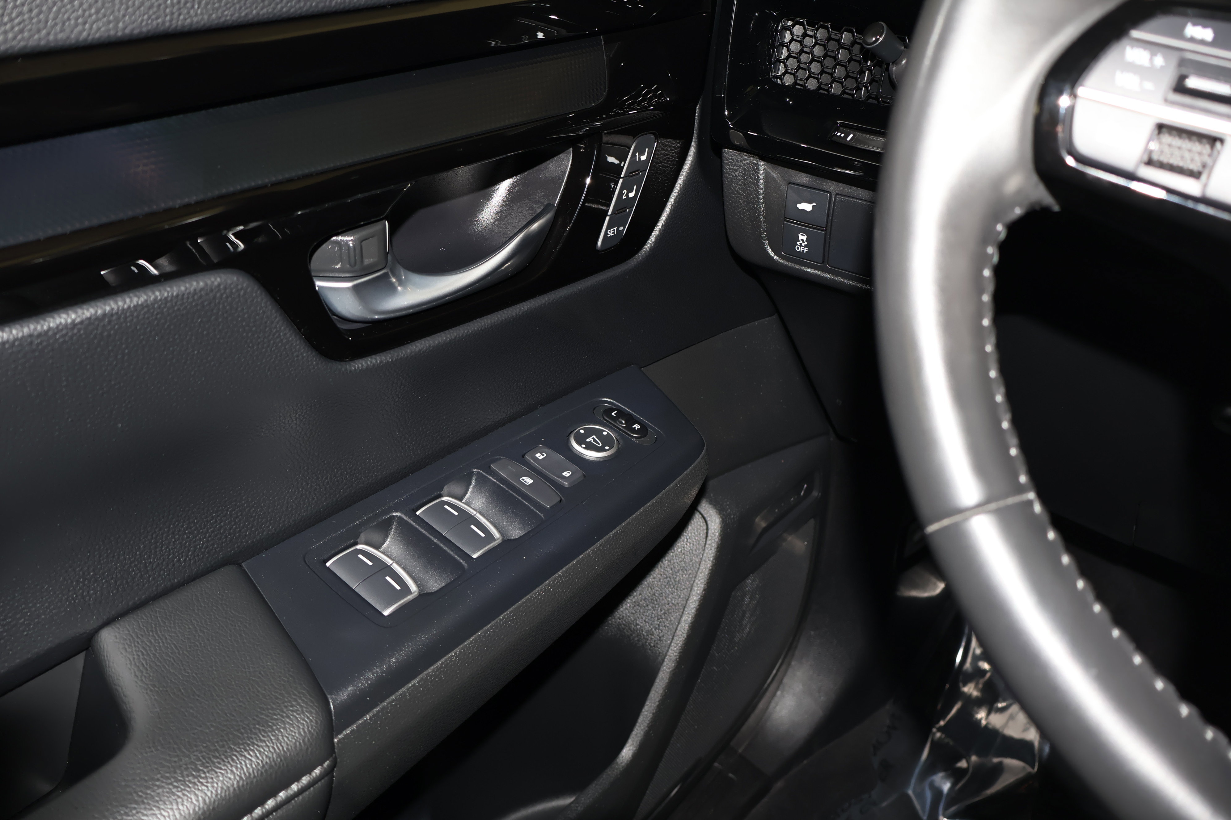 Used 2024 Honda CR-V EX-L image 33