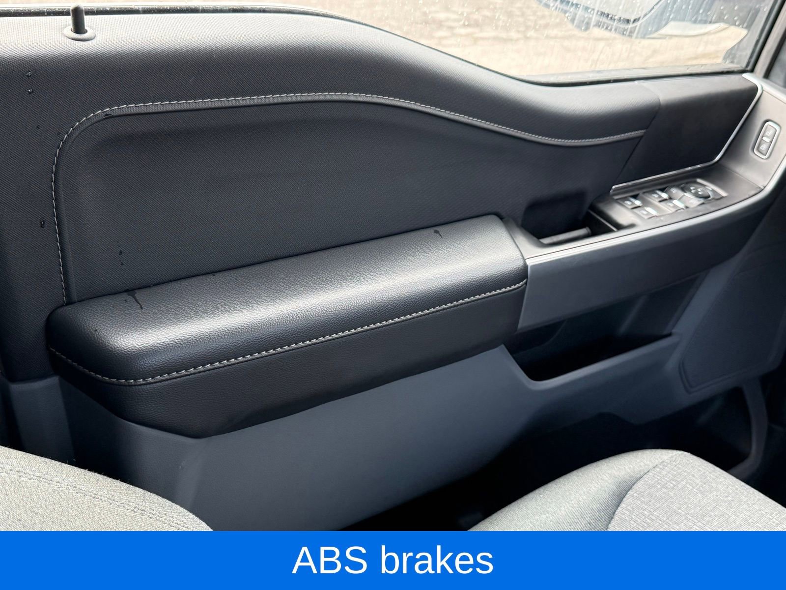 Used 2025 Ford F150 XLT w/ Equipment Group 302A MID image 35