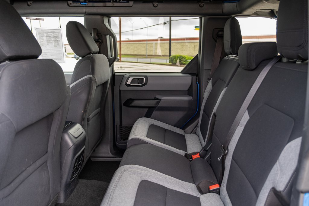 Used 2023 Ford Bronco Big Bend image 14