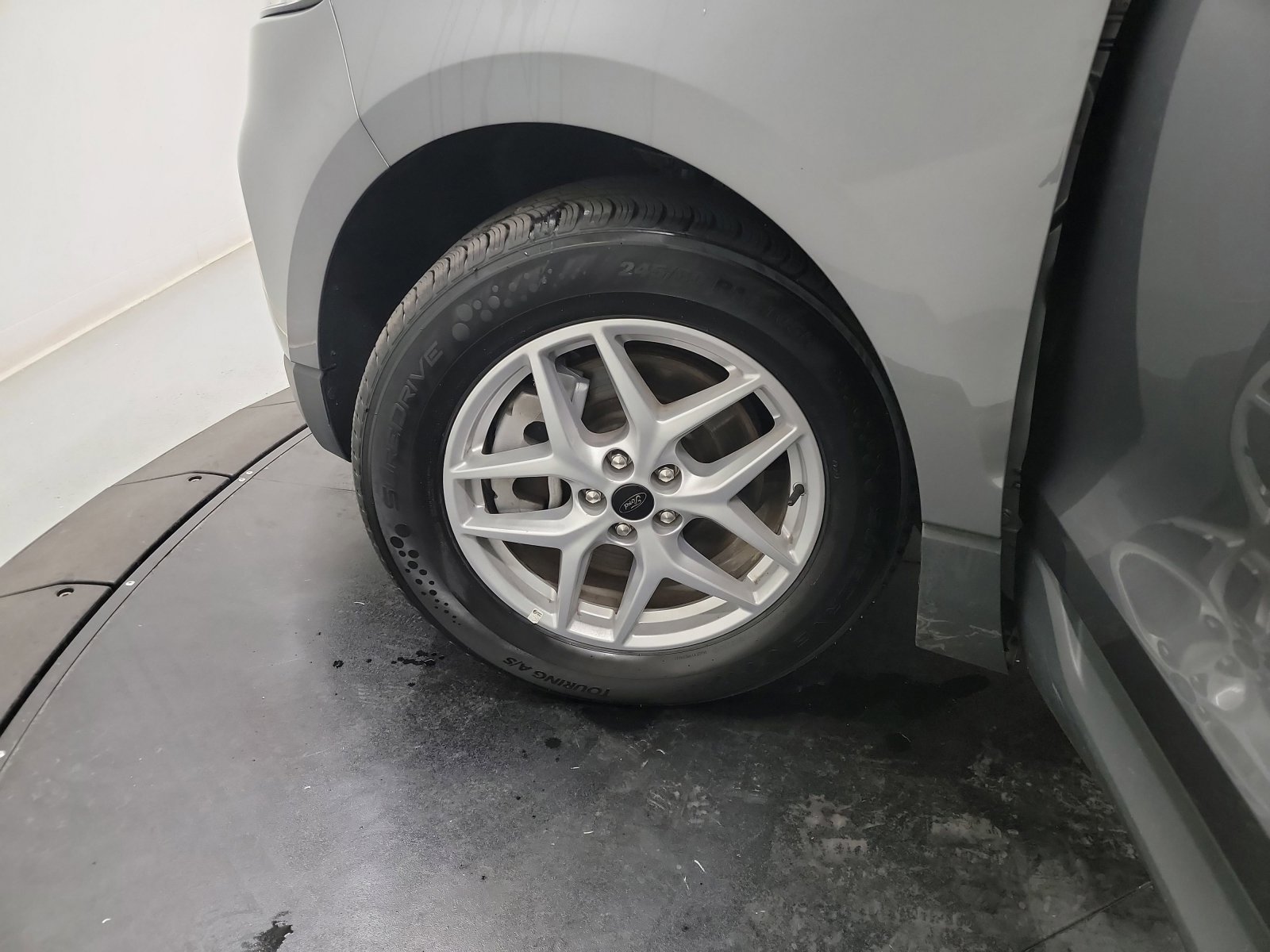 Used 2024 Ford Edge SEL image 22