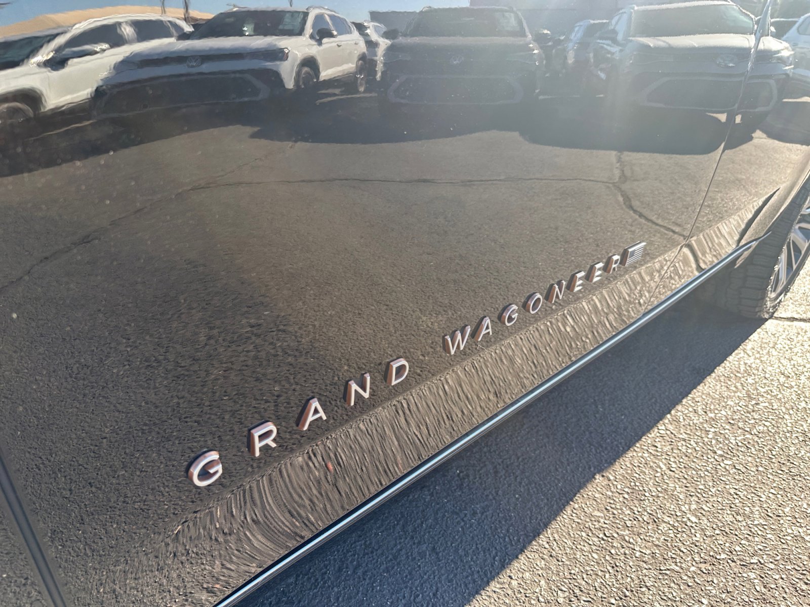 Used 2023 Jeep Grand Wagoneer Series III image 23