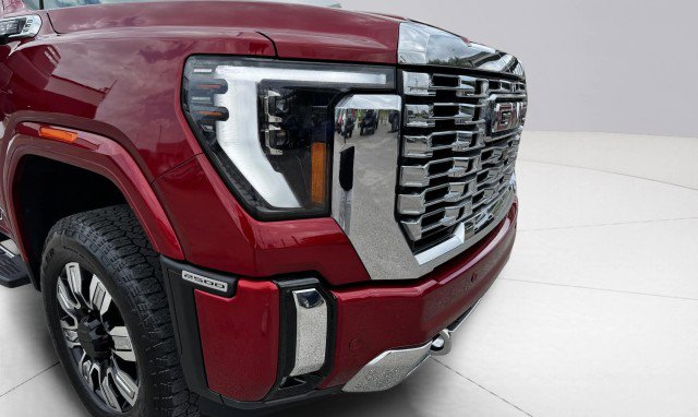 Used 2024 GMC Sierra 2500 Denali w/ Denali Reserve Package image 12