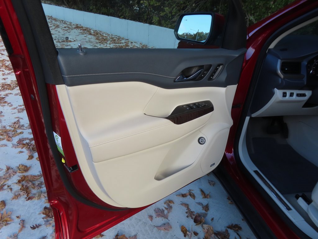 Certified 2023 GMC Acadia Denali w/ Denali Ultimate Package image 32