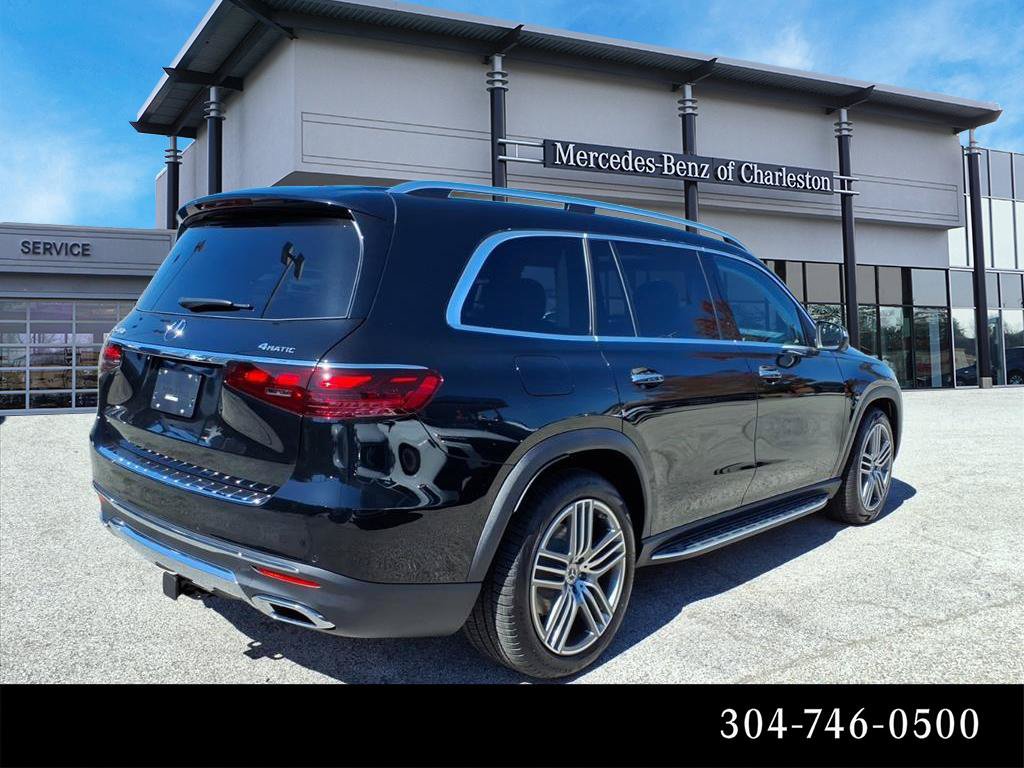 Used 2026 Mercedes-Benz GLS 450 4MATIC image 3