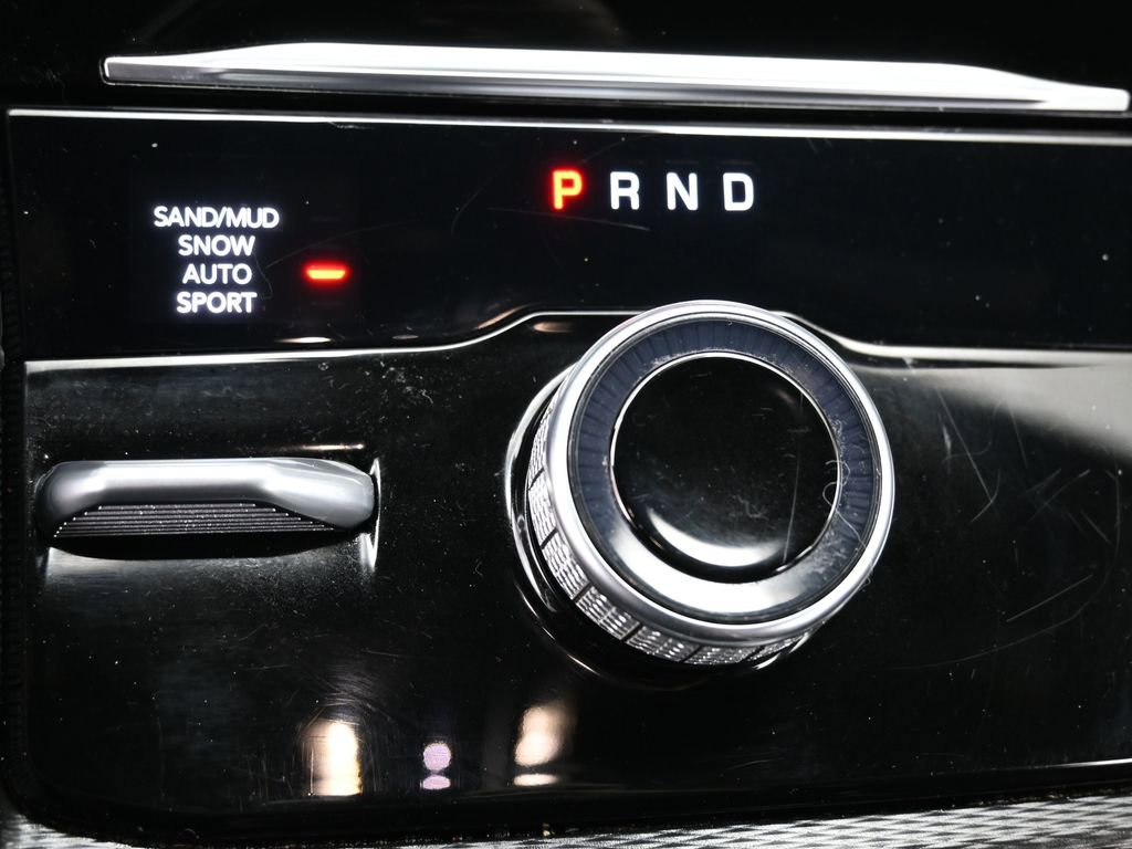 Used 2024 Jeep Grand Cherokee L Limited w/ Luxury Tech Group II image 31