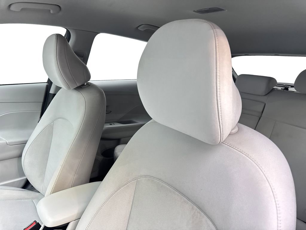 Used 2024 Hyundai Kona SEL FWD image 27