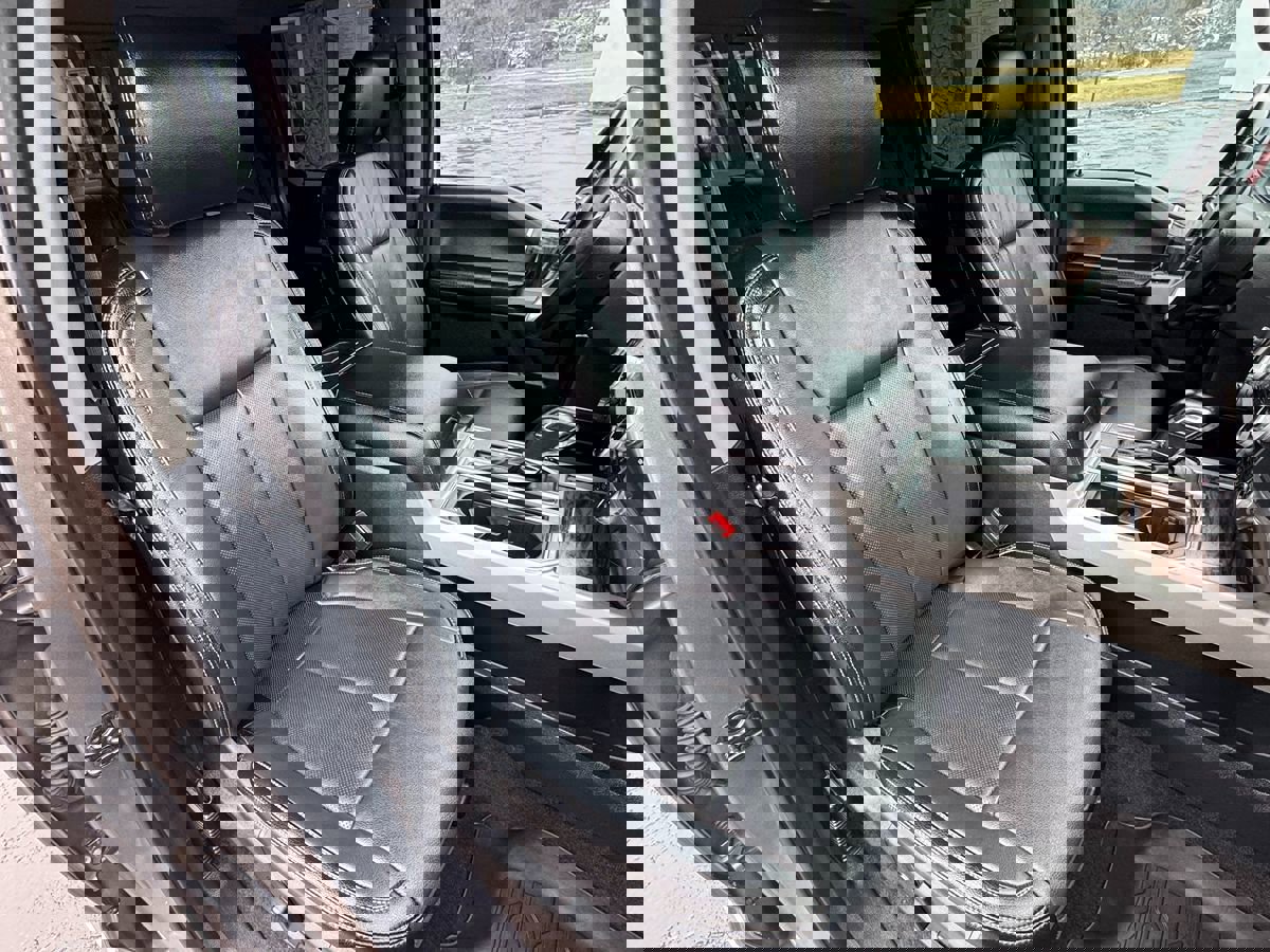 Used 2020 Ford F150 Lariat w/ Equipment Group 502A Luxury image 11