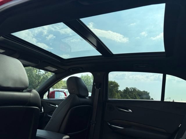 Used 2021 Cadillac XT4 Sport w/ Sun And Sound Package AWD/4WD image 11