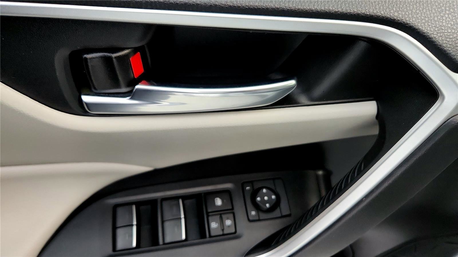 Certified 2023 Toyota RAV4 XLE image 35