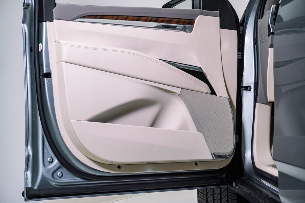 Used 2025 Cadillac Escalade Sport Platinum image 32