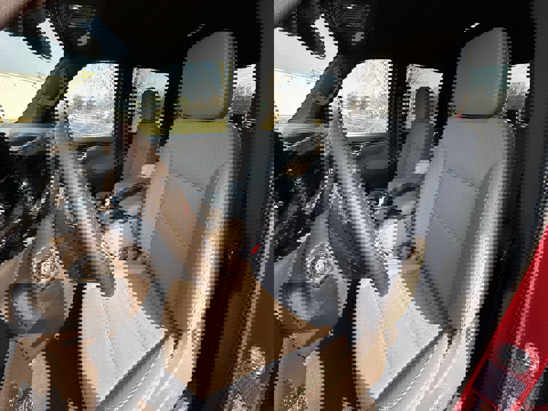 Used 2025 GMC Sierra 2500 SLE image 11