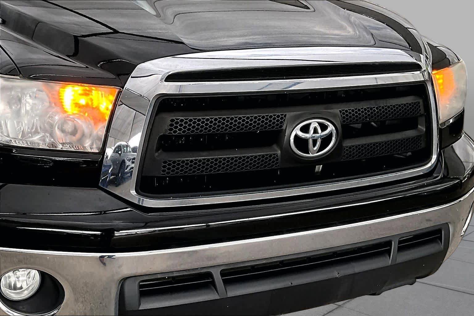 Used 2010 Toyota Tundra 4x4 Double Cab image 29