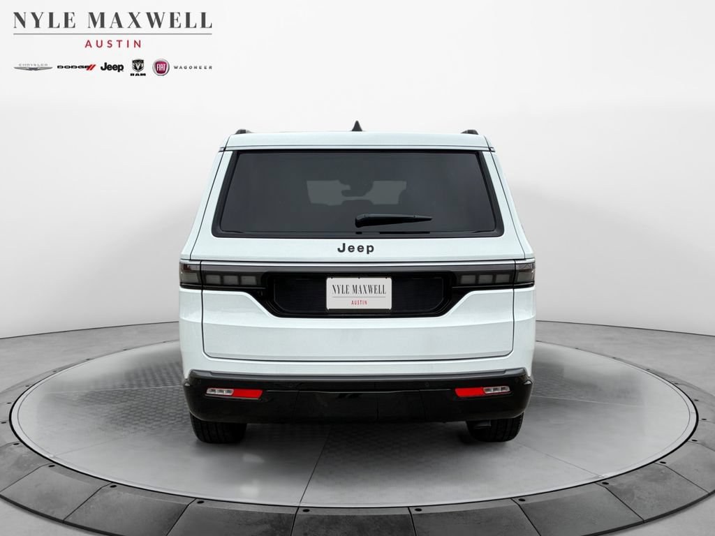 New 2026 Jeep Grand Wagoneer 2WD w/ 8-Passenger Seating Package image 15
