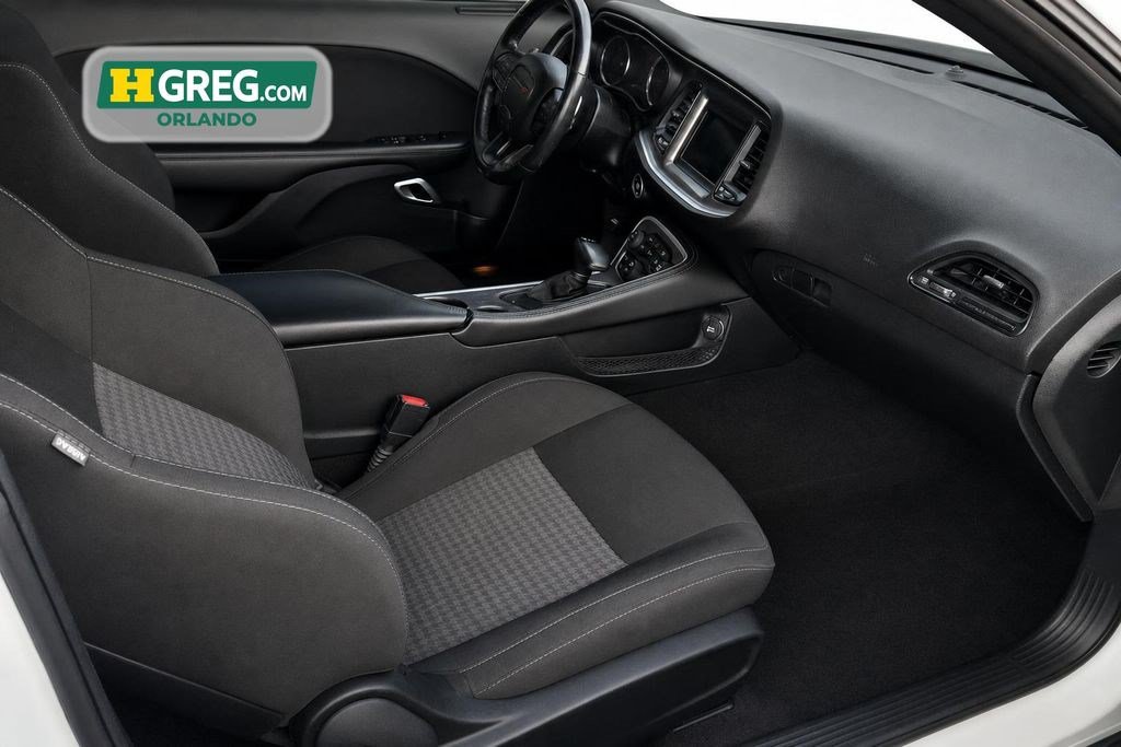 Used 2022 Dodge Challenger GT RWD image 14