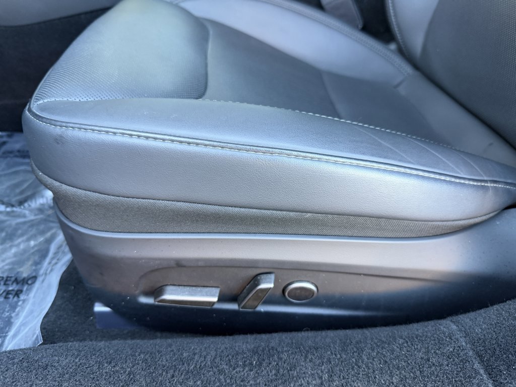 Used 2024 Tesla Model 3 image 33