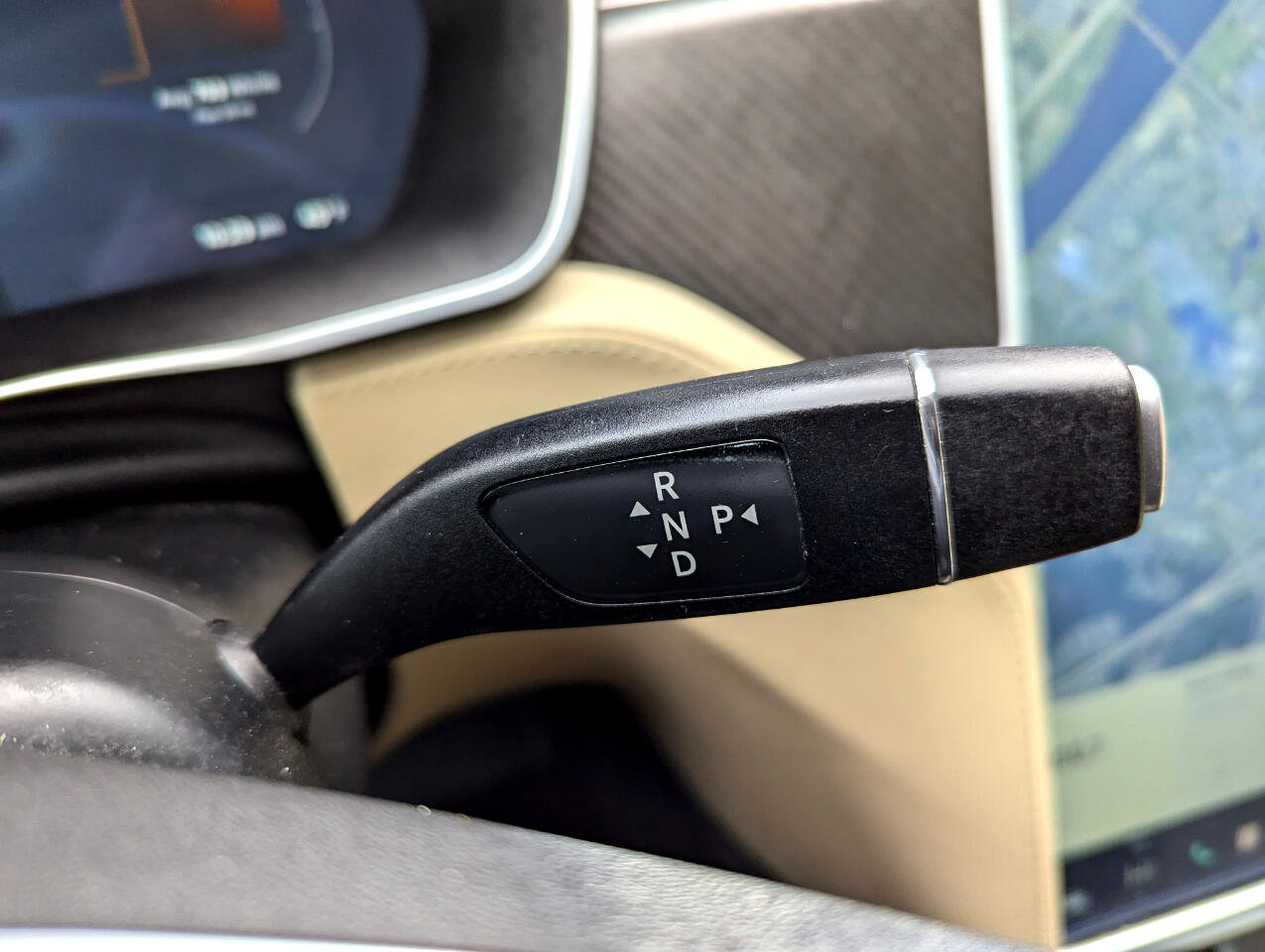 Used 2015 Tesla Model S AWD image 17