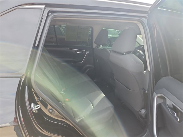 Used 2021 Toyota RAV4 XLE image 12