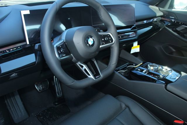 New 2026 BMW 530i xDrive w/ Executive Package image 13