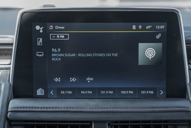 Used 2023 Chevrolet Suburban RST image 23