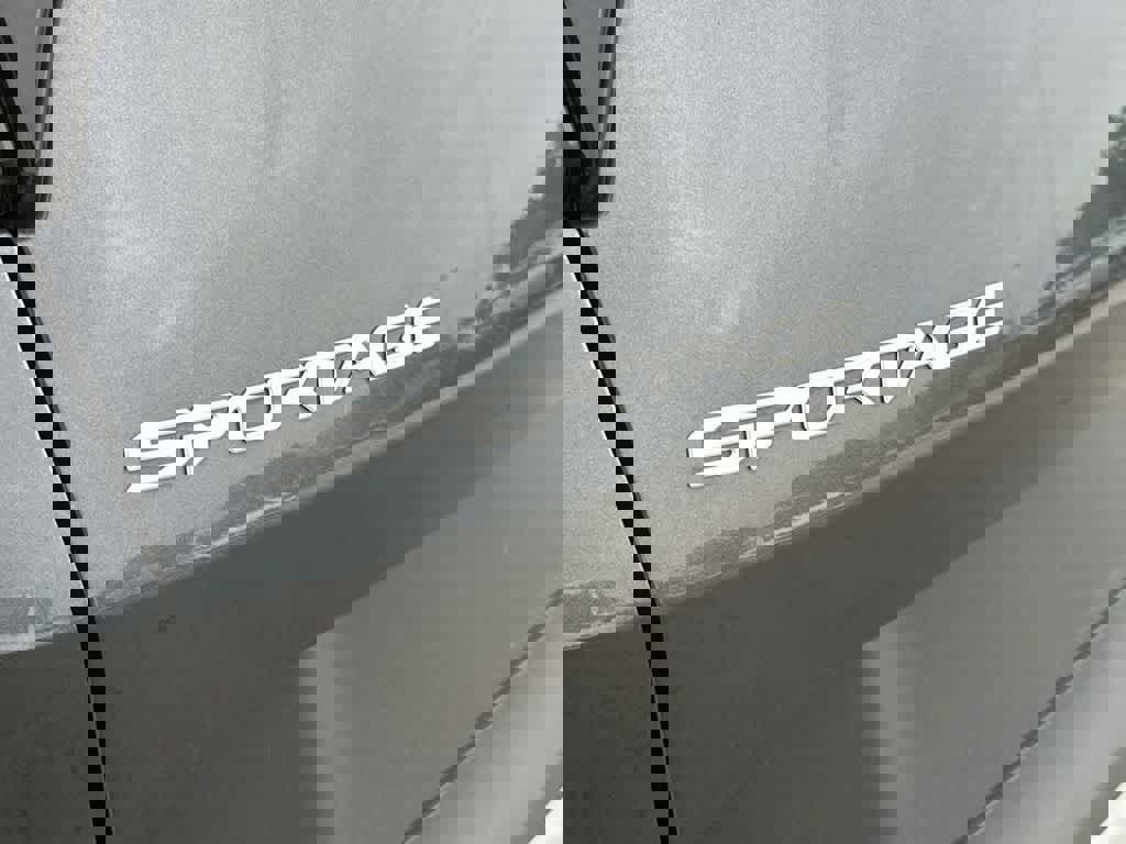 Certified 2023 Kia Sportage LX image 10