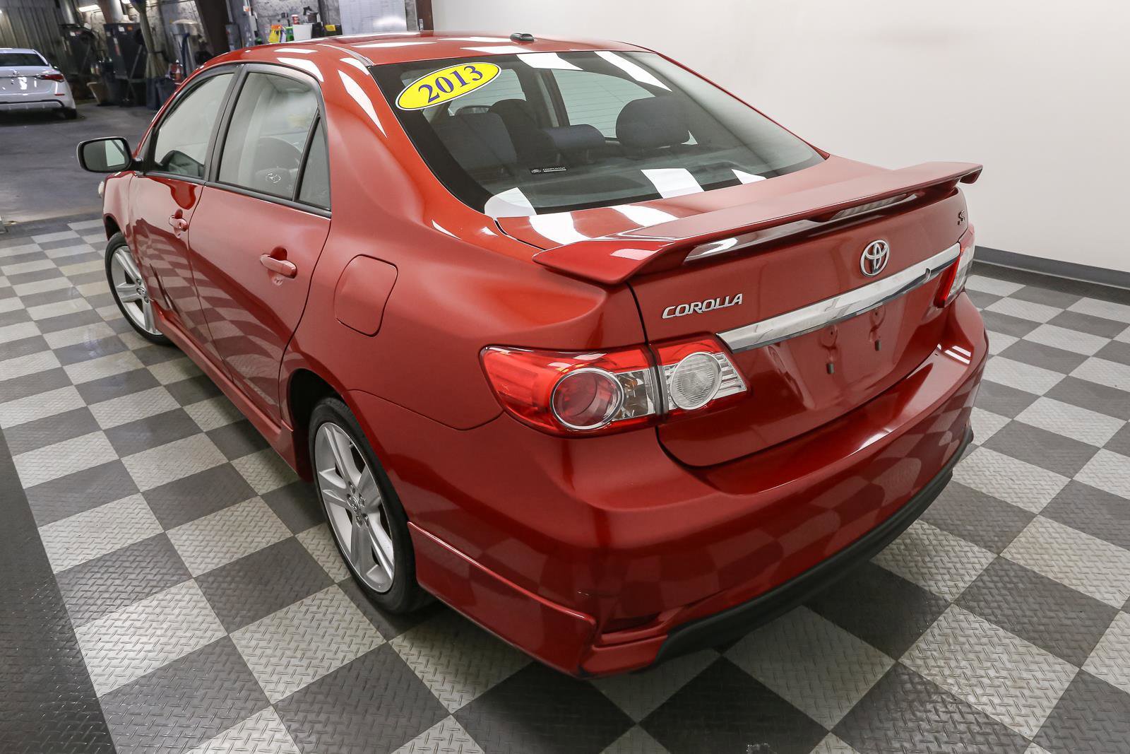 Used 2013 Toyota Corolla S w/ Premium Pkg FWD image 9