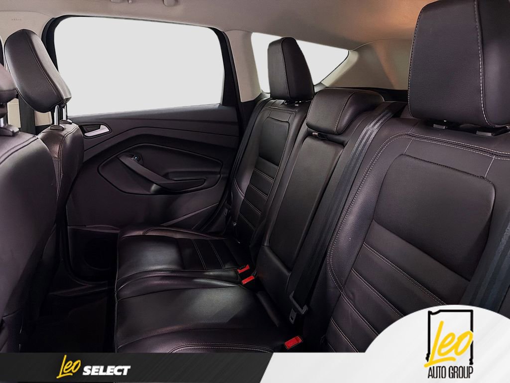 Used 2019 Ford Escape Titanium AWD/4WD image 24