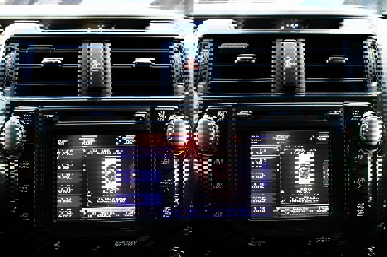 Used 2019 Toyota 4Runner TRD Off-Road Premium image 17