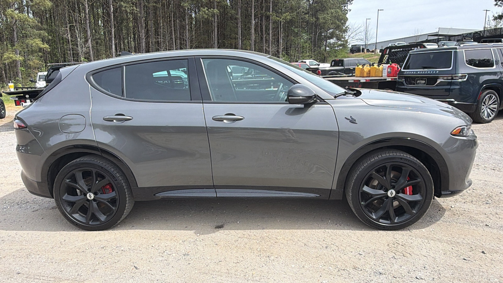 Used 2025 Dodge Hornet R/T image 7