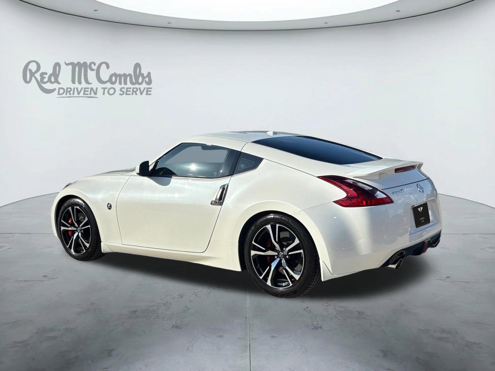 Used 2020 Nissan 370Z Touring Sport RWD image 3