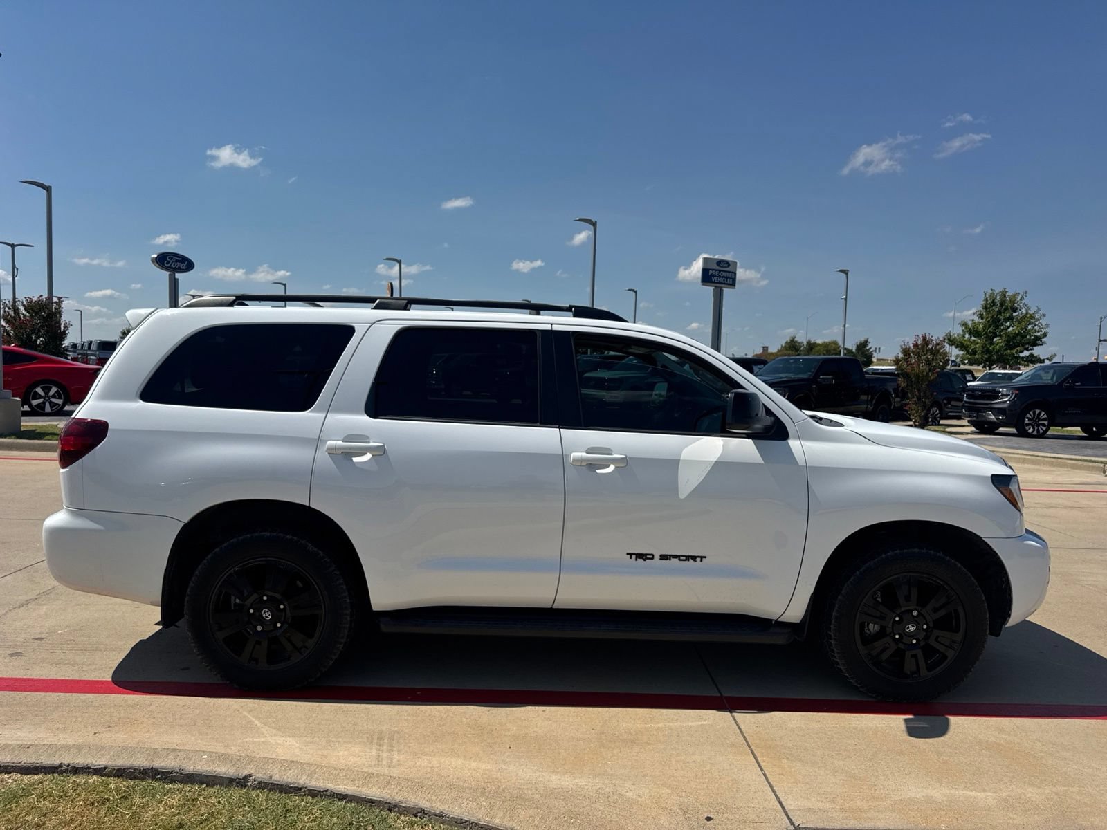 Used 2019 Toyota Sequoia TRD Sport AWD/4WD image 29