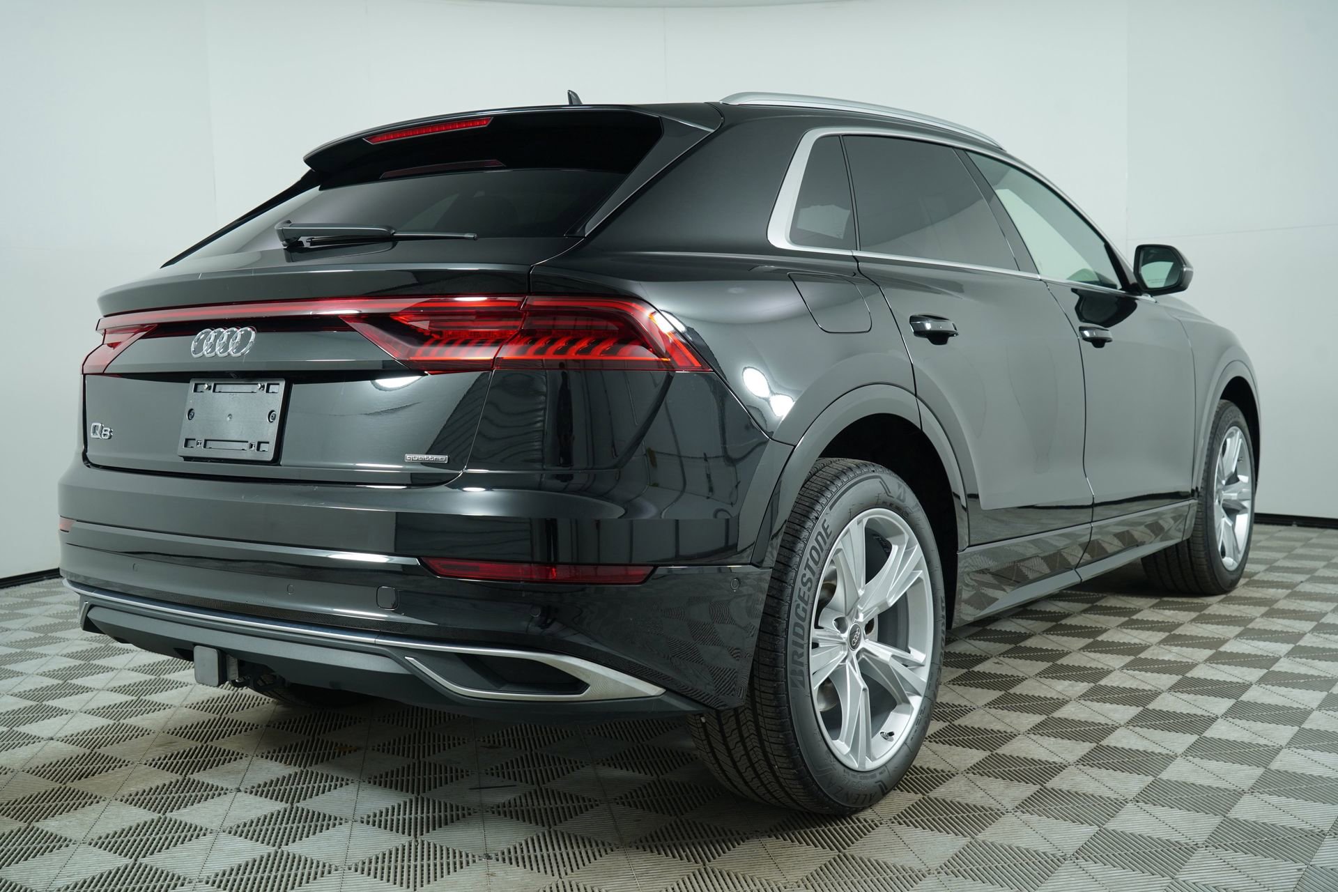 Certified 2023 Audi Q8 Premium Plus image 10