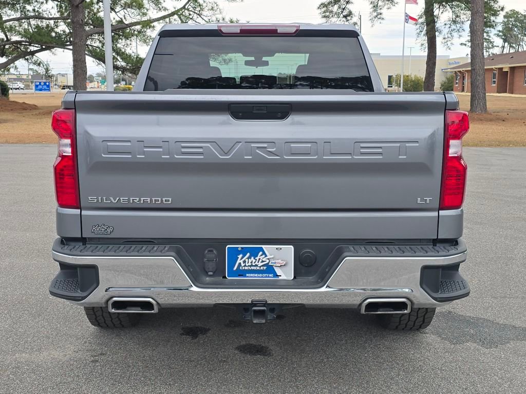 Used 2022 Chevrolet Silverado 1500 LT w/ Z71 Off-Road Package image 4