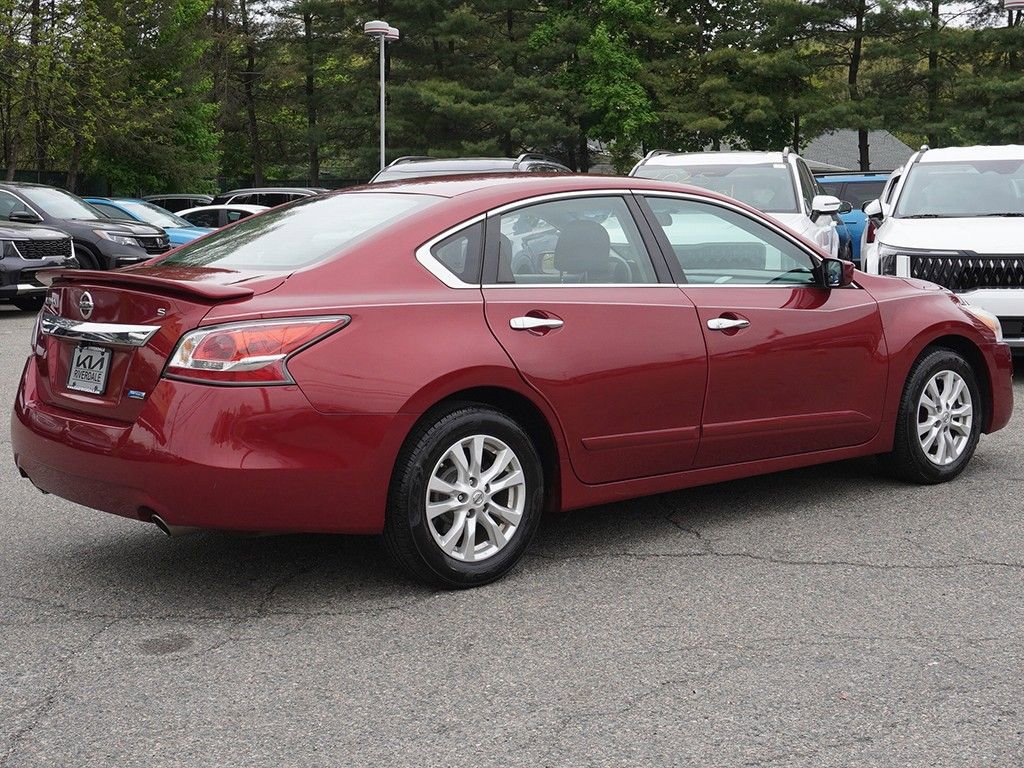 Used 2014 Nissan Altima 2.5 S w/ Sport Value Package FWD image 7