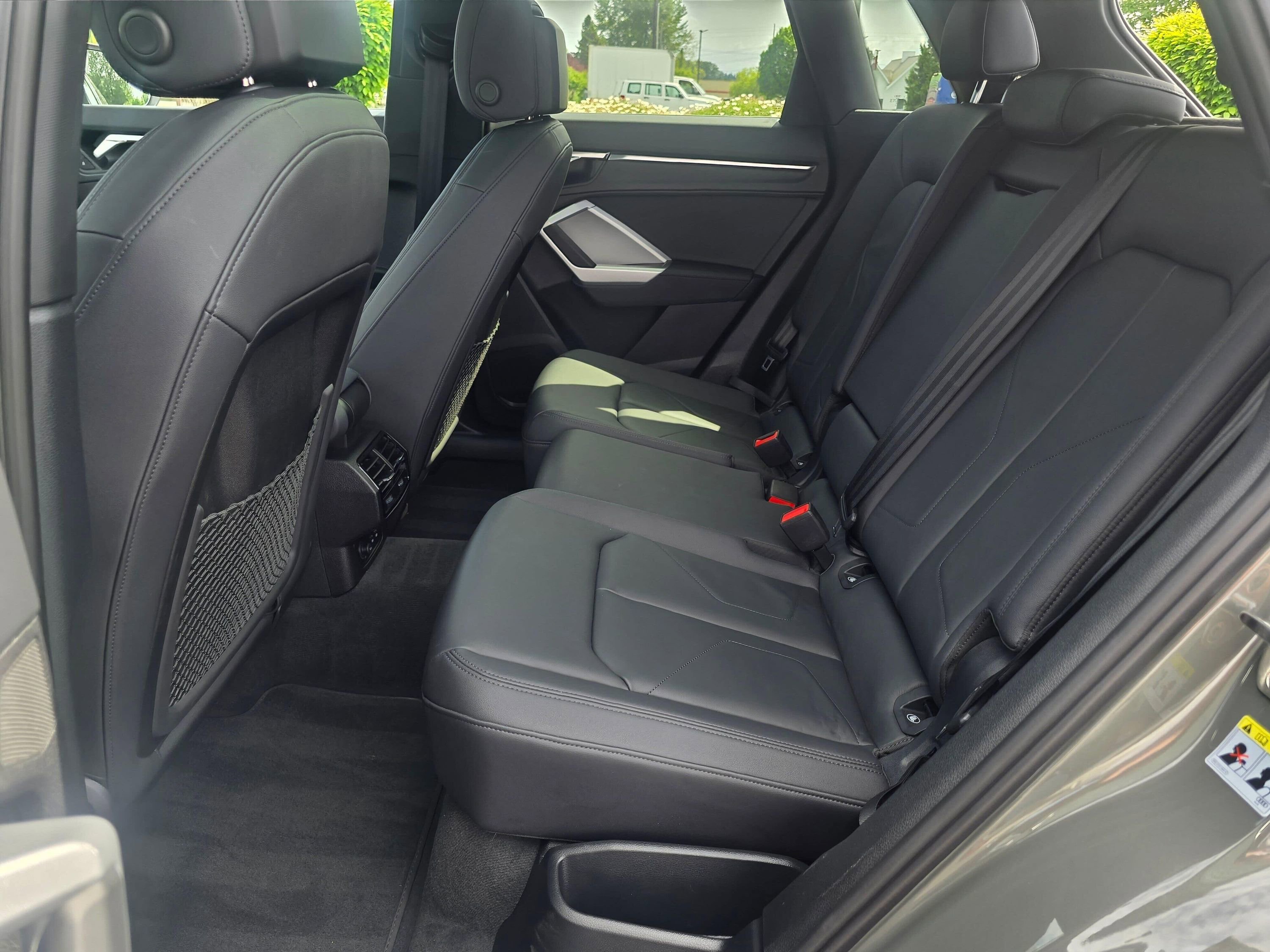 Certified 2025 Audi Q3 2.0T Premium w/ Convenience Package AWD/4WD image 18