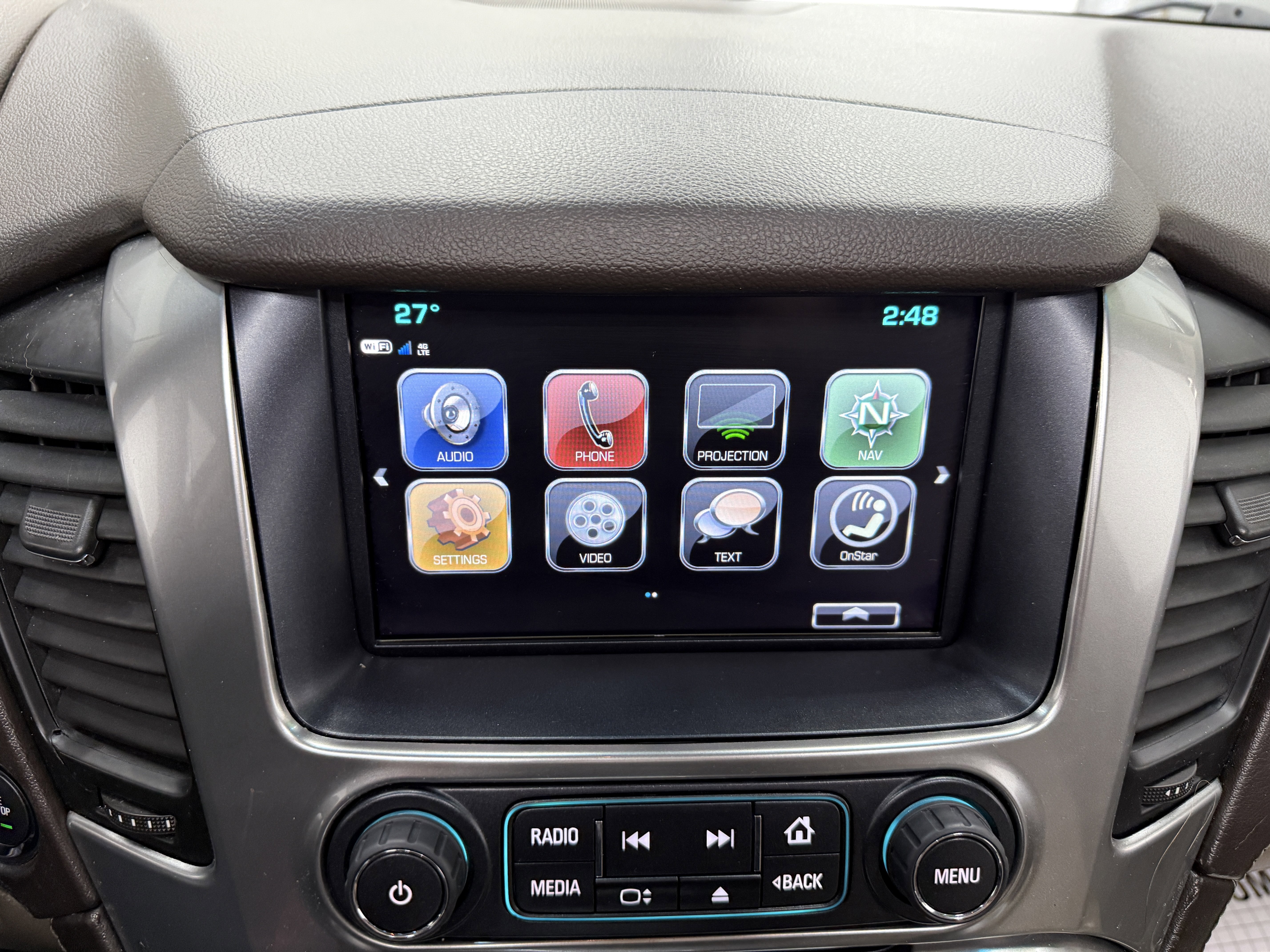 Used 2017 Chevrolet Suburban Premier image 20