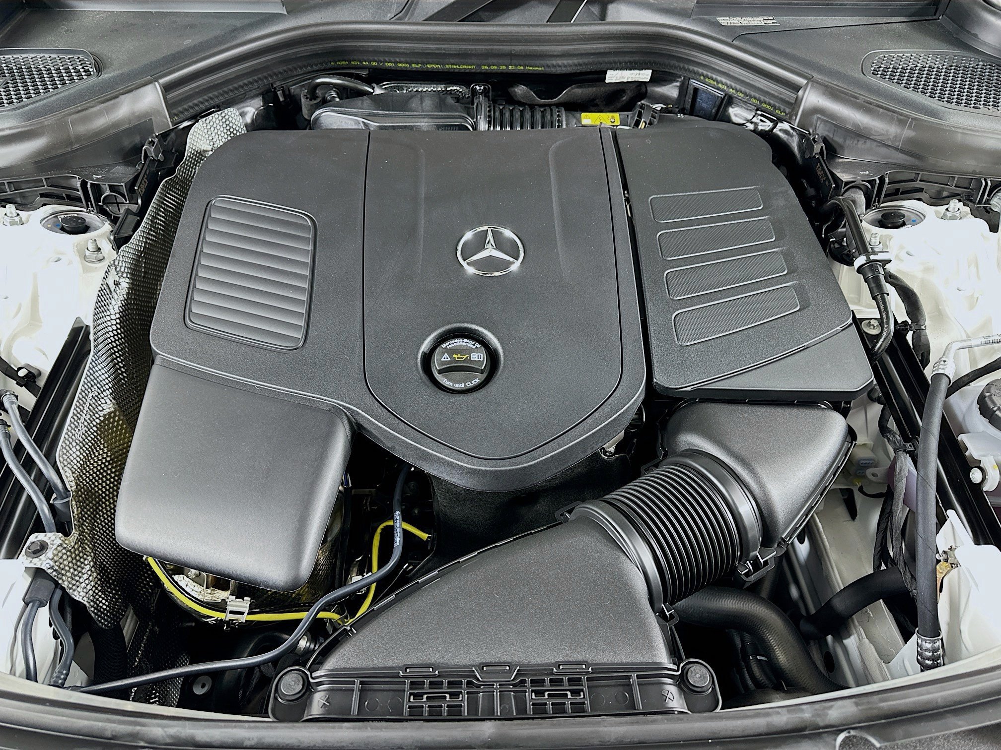 Used 2026 Mercedes-Benz GLC 300 4MATIC image 37