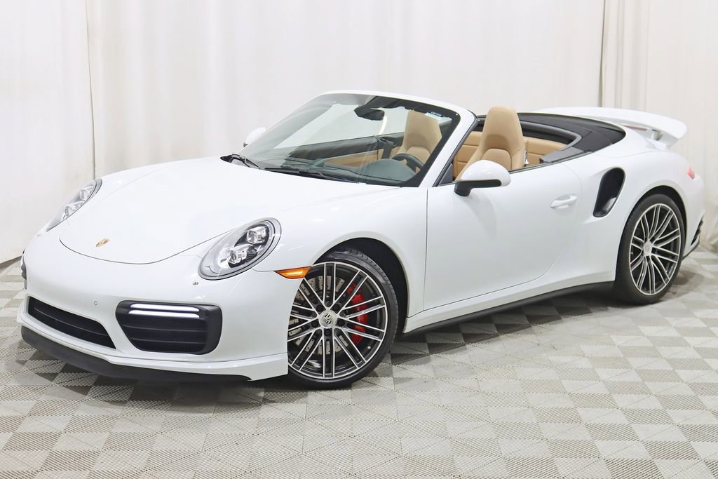 Used 2018 Porsche 911 Turbo image 8