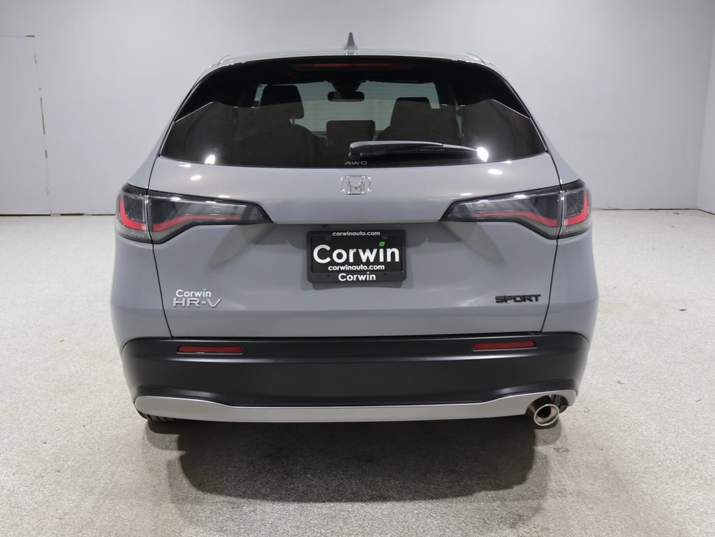Used 2025 Honda HR-V Sport image 4