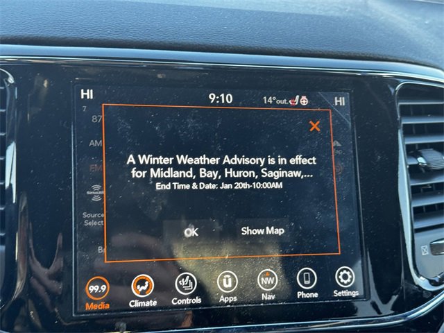 Certified 2022 Jeep Grand Cherokee Laredo X image 28