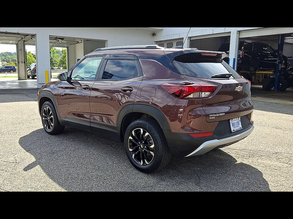 Certified 2023 Chevrolet TrailBlazer LT w/ Convenience Package AWD/4WD image 6
