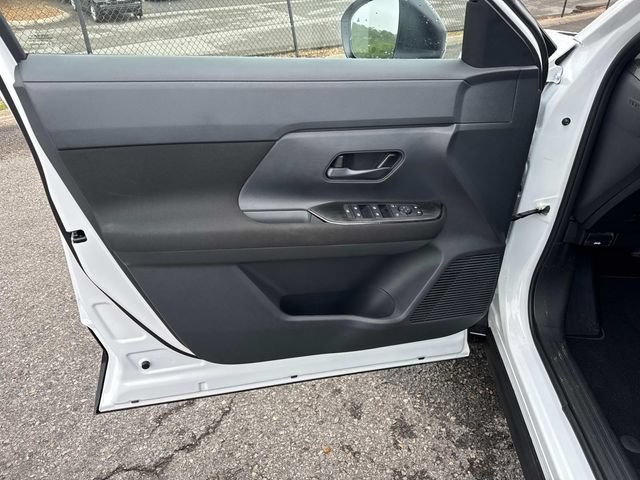 New 2026 Nissan Kicks S FWD image 19