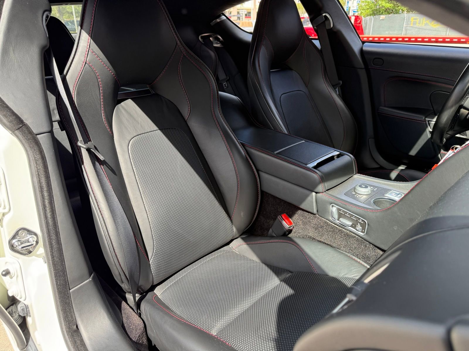 Used 2015 Aston Martin Rapide S image 21