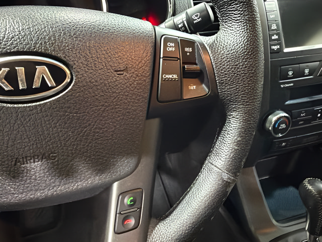 Used 2012 Kia Sorento SX AWD/4WD image 18