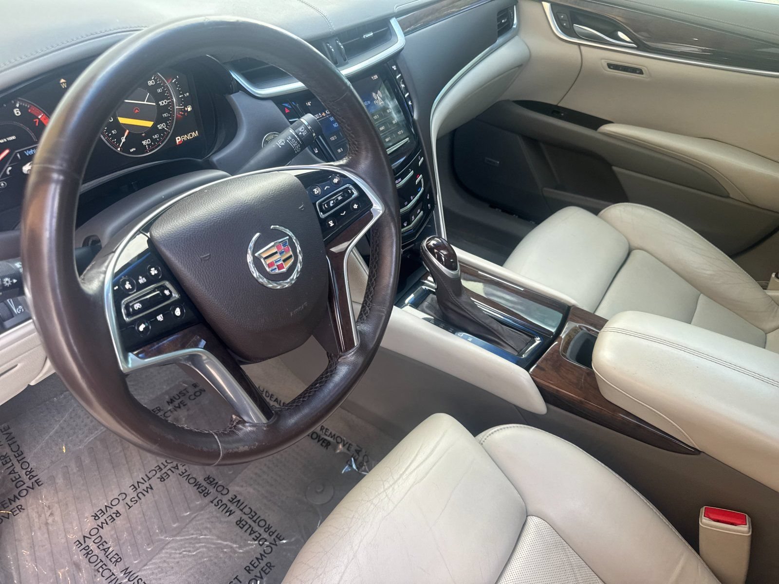 Used 2014 Cadillac XTS Platinum FWD image 10