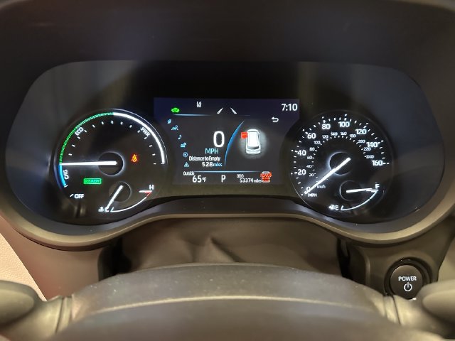 Certified 2025 Toyota Sienna XLE FWD image 18