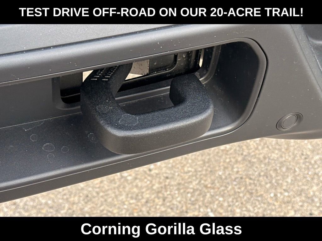 New 2026 Jeep Gladiator Sahara image 23